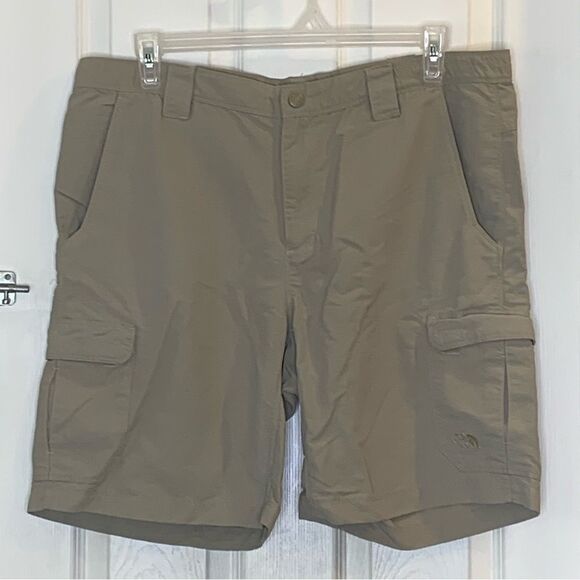 The North Face Cargo Utility Shorts Size Large - Picture 1 of 12
